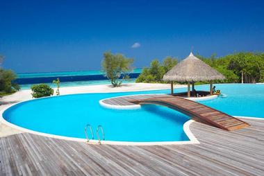 Swim-up Bar in the Maldives