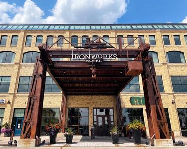 Indiana Getaways: Ironworks Hotel Indy