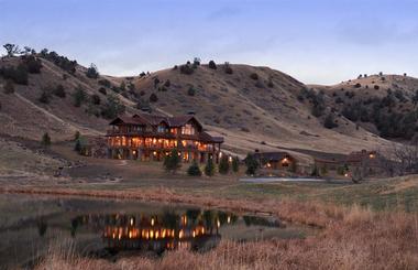 Grey Cliffs Ranch, a Weekend Getaway in Montana