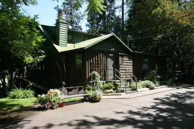 Morrison's Rogue River Lodge - 3 hours 50 minutes