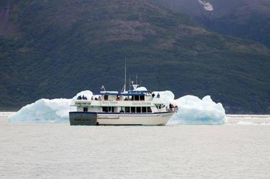 Things to Do in Alaska: Kenai Fjords Tours