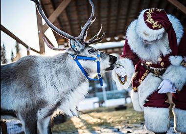 Things to Do in Alaska: Santa Claus House, North Pole