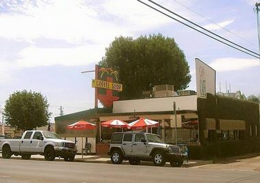 Things to Do in Bakersfield, California: 24th Street Cafe