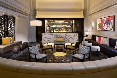 Coral Gables Weekend Getaway - Hotel Colonnade