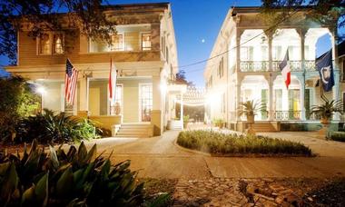 Weekend Getaways Near Me: Degas House, New Orleans