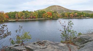 Day Trips From NYC: Bear Mountain State Park - 1 hour Trip From NYC