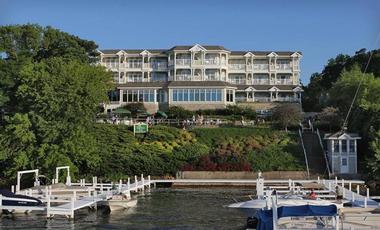 Lake Geneva, Wisconsin Getaways: Geneva Inn on the Lake, WI