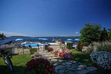 Maine - Spruce Point Inn Resort & Spa