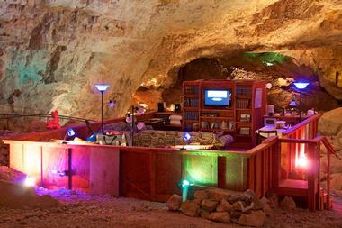 Romantic Getaways in Arizona: Grand Canyon Caverns Inn - 5 hours from Tucson